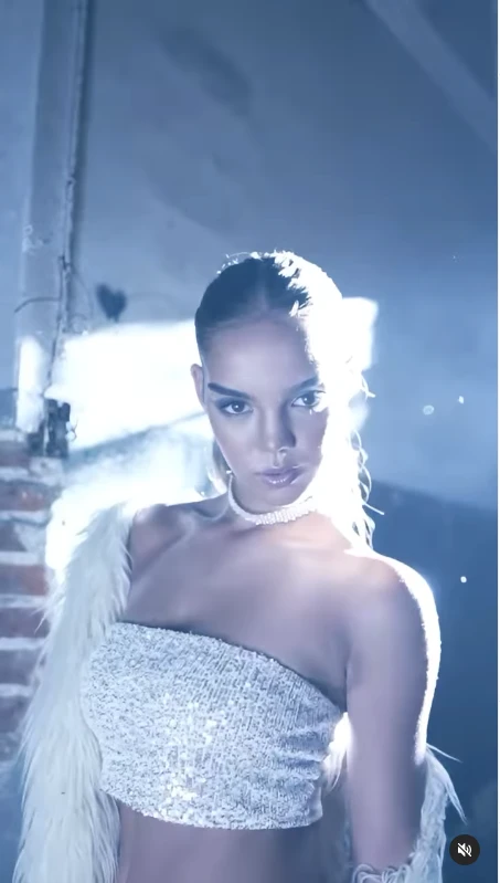 Jazmín, la hija de Eliana Guercio, grabó un video clip adelantando cómo será su fiesta