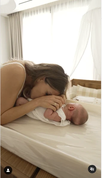 Maca Rinalidi mostró cómo quedó la habitación de Amanda, su bebita.