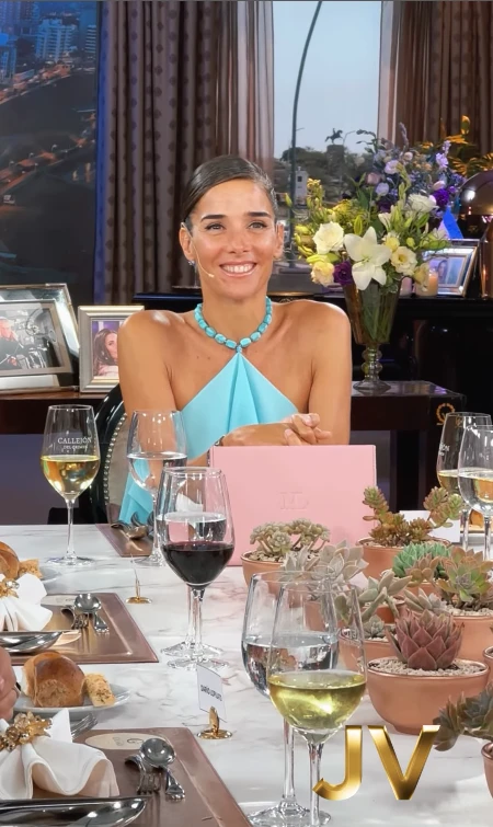 El look de Juana Viale