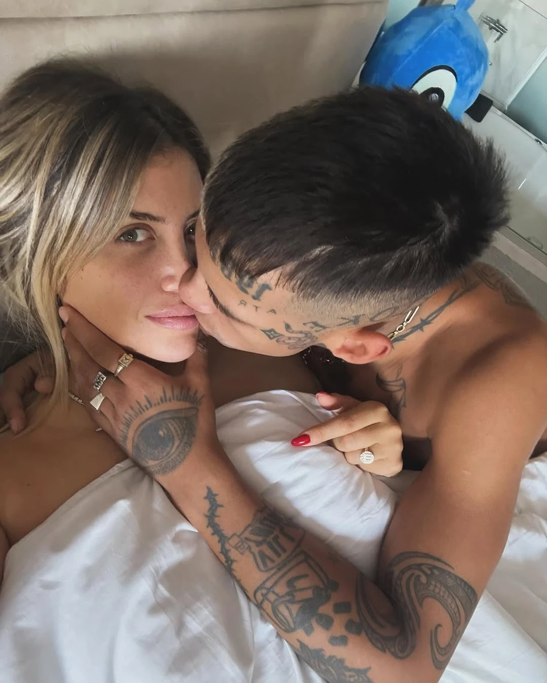 El amoroso posteo que Wanda Nara le dedicó a L-Gante por San Valentín Te amo porque me duele la cara de reírme