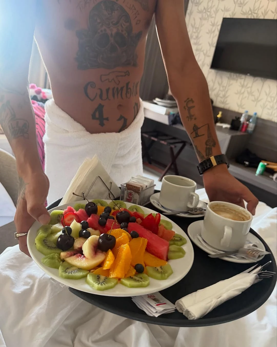 El amoroso posteo que Wanda Nara le dedicó a L-Gante por San Valentín Te amo porque me duele la cara de reírme