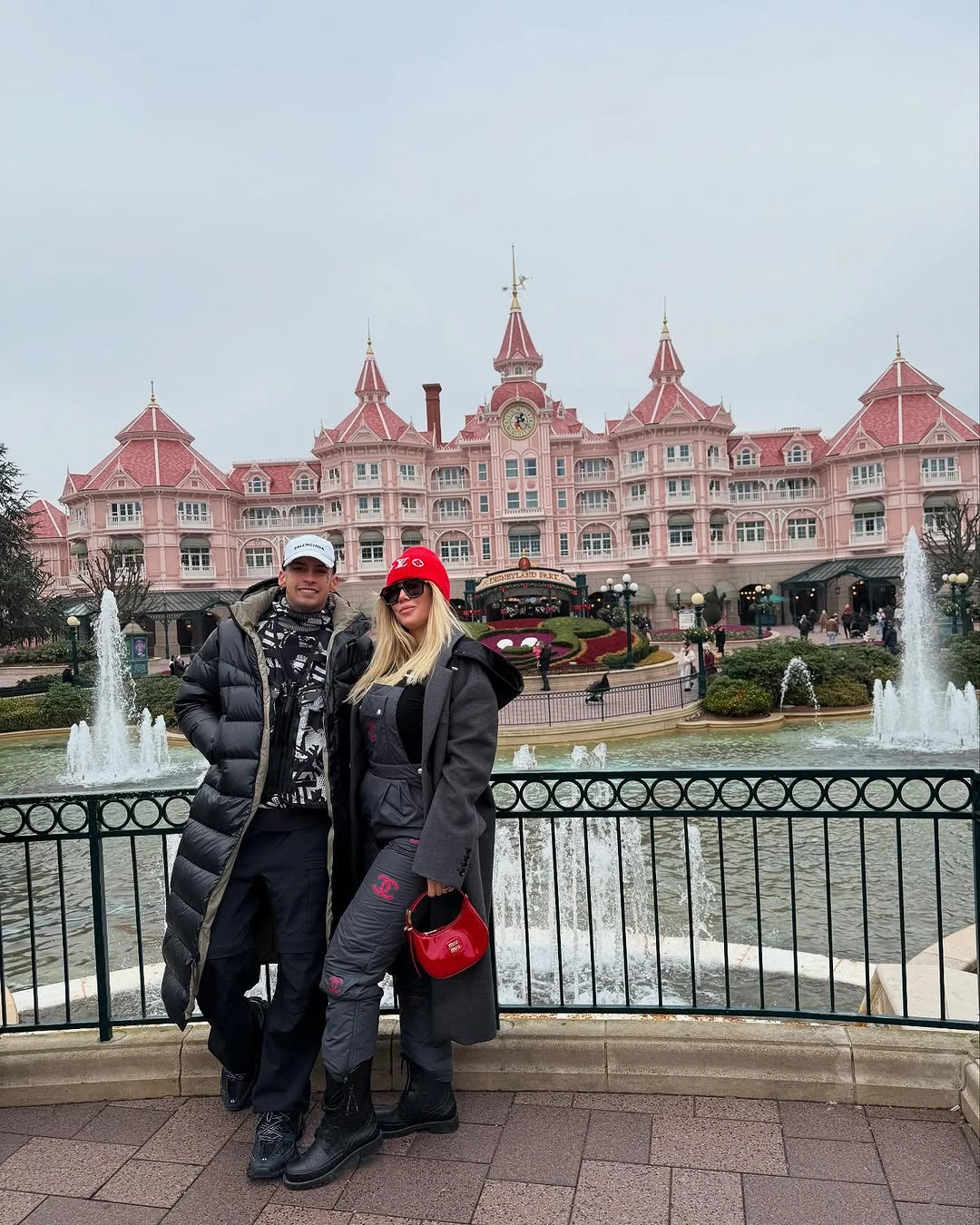 El amoroso posteo que Wanda Nara le dedicó a L-Gante por San Valentín Te amo porque me duele la cara de reírme