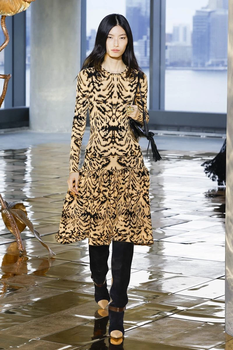 Desfile colección otoño invierno de Ulla Johnson en NYFW