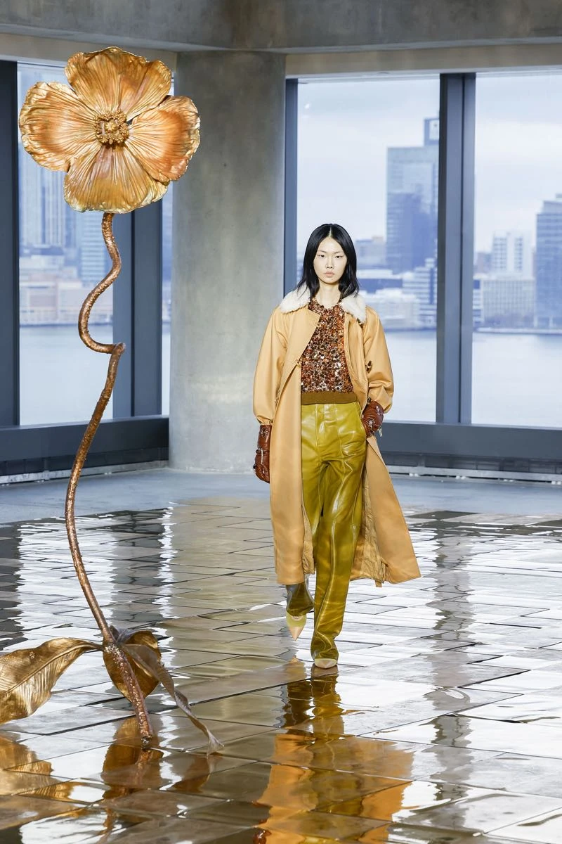 Desfile colección otoño invierno de Ulla Johnson en NYFW