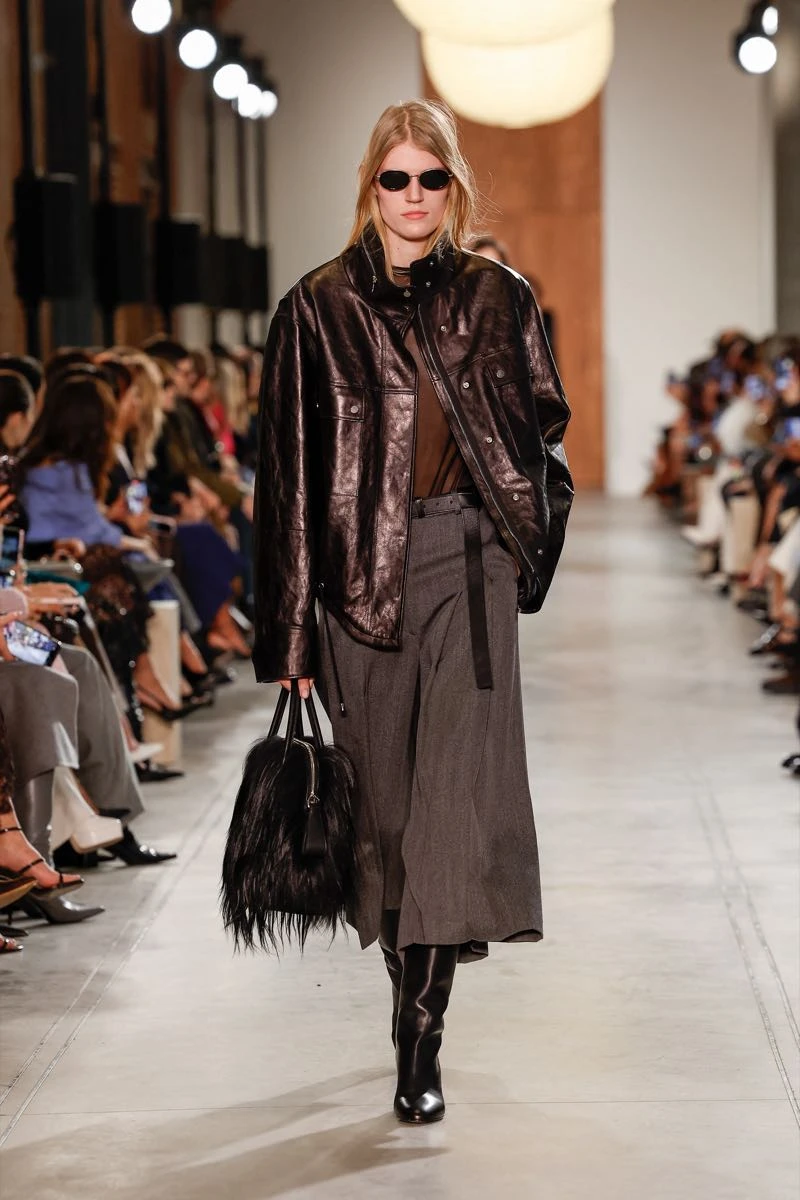 Desfile de la colección otoño invierno 2025 de Michael Kors en NYFW