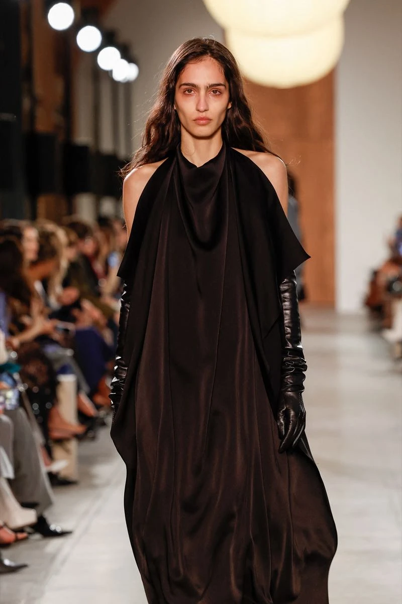 Desfile de la colección otoño invierno 2025 de Michael Kors en NYFW