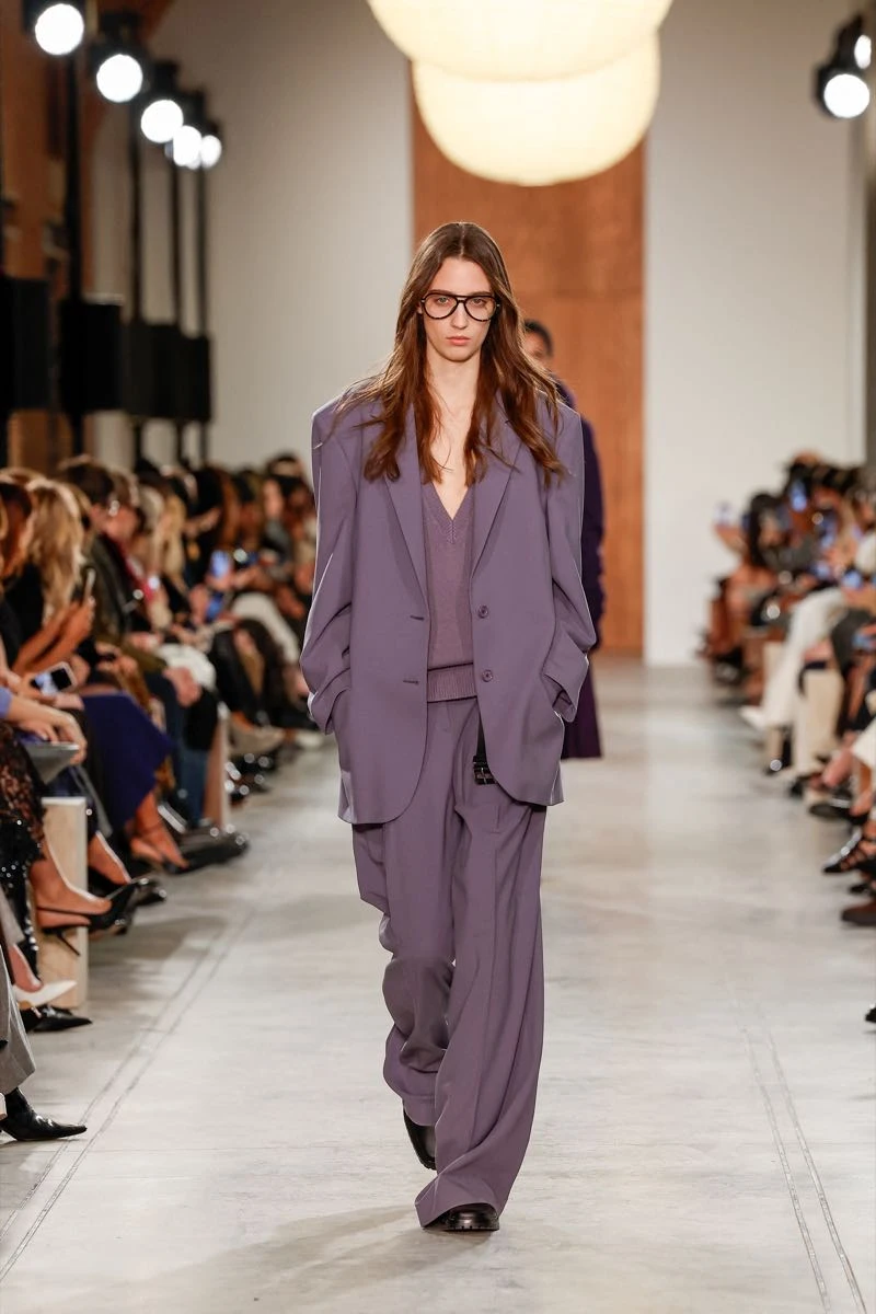Desfile de la colección otoño invierno 2025 de Michael Kors en NYFW