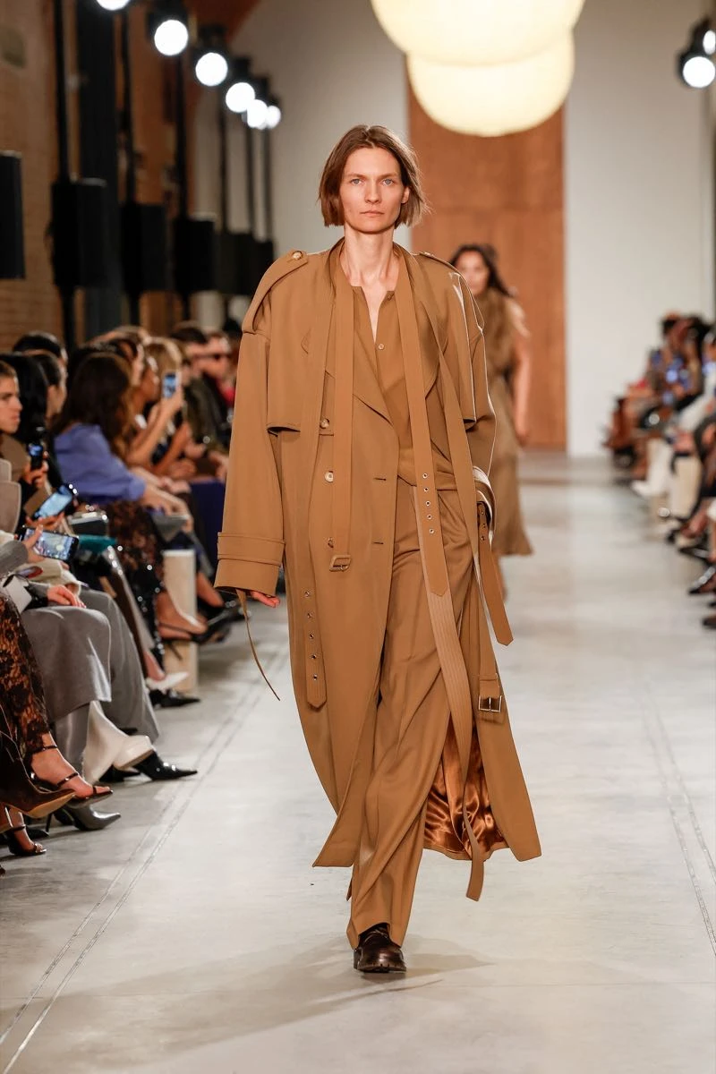 Desfile de la colección otoño invierno 2025 de Michael Kors en NYFW
