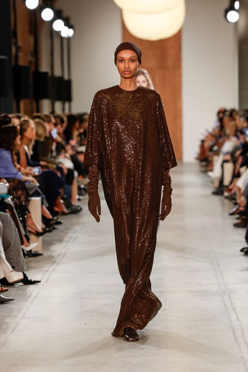 Desfile de la colección otoño invierno 2025 de Michael Kors en NYFW