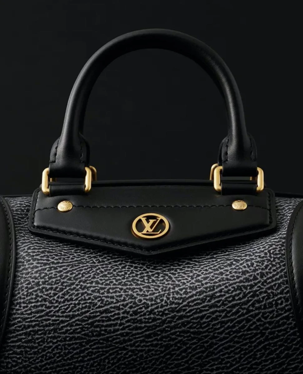 Louis Vuitton reinventa el lujo con el bolso ‘LV Biker’