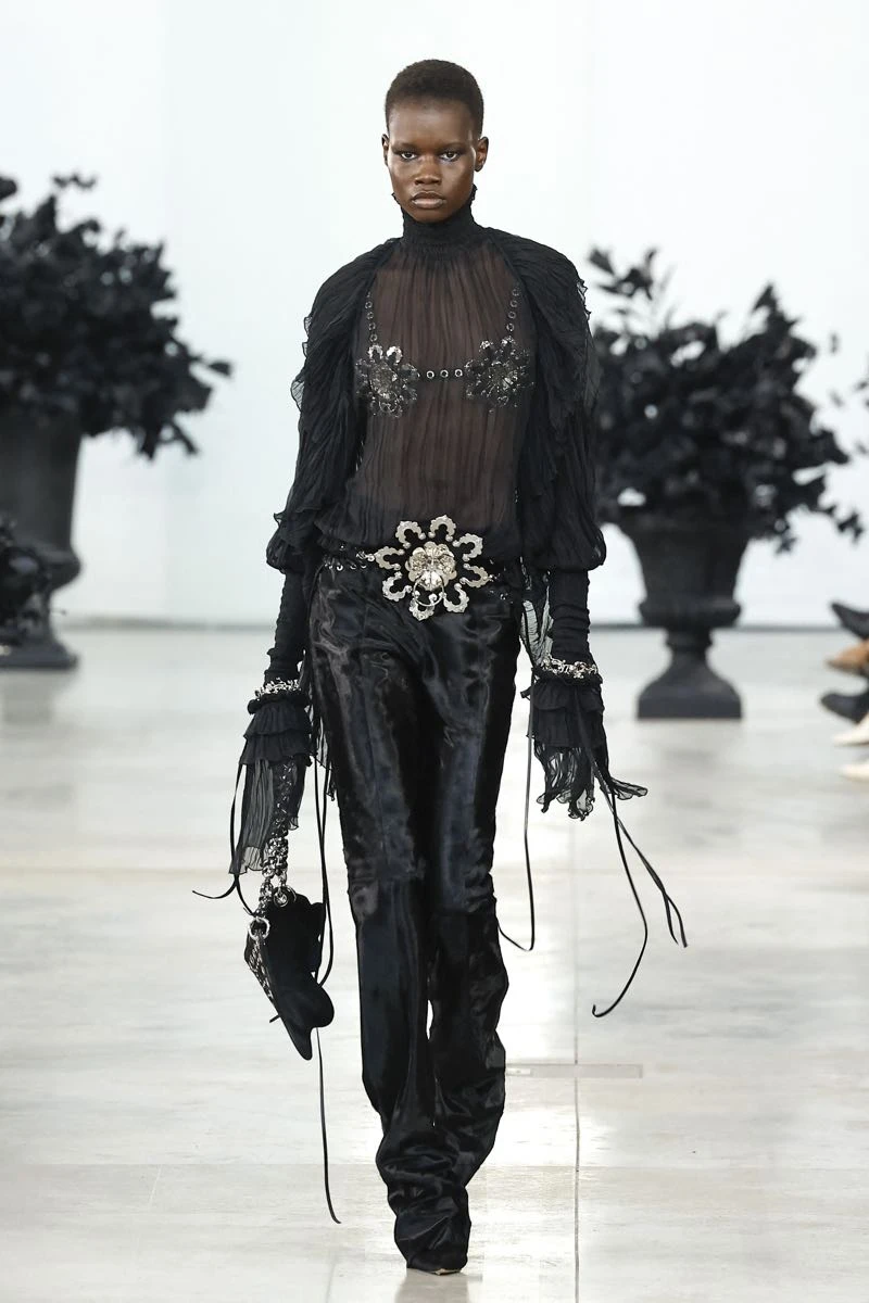 Blumarine otoño invierno 2025