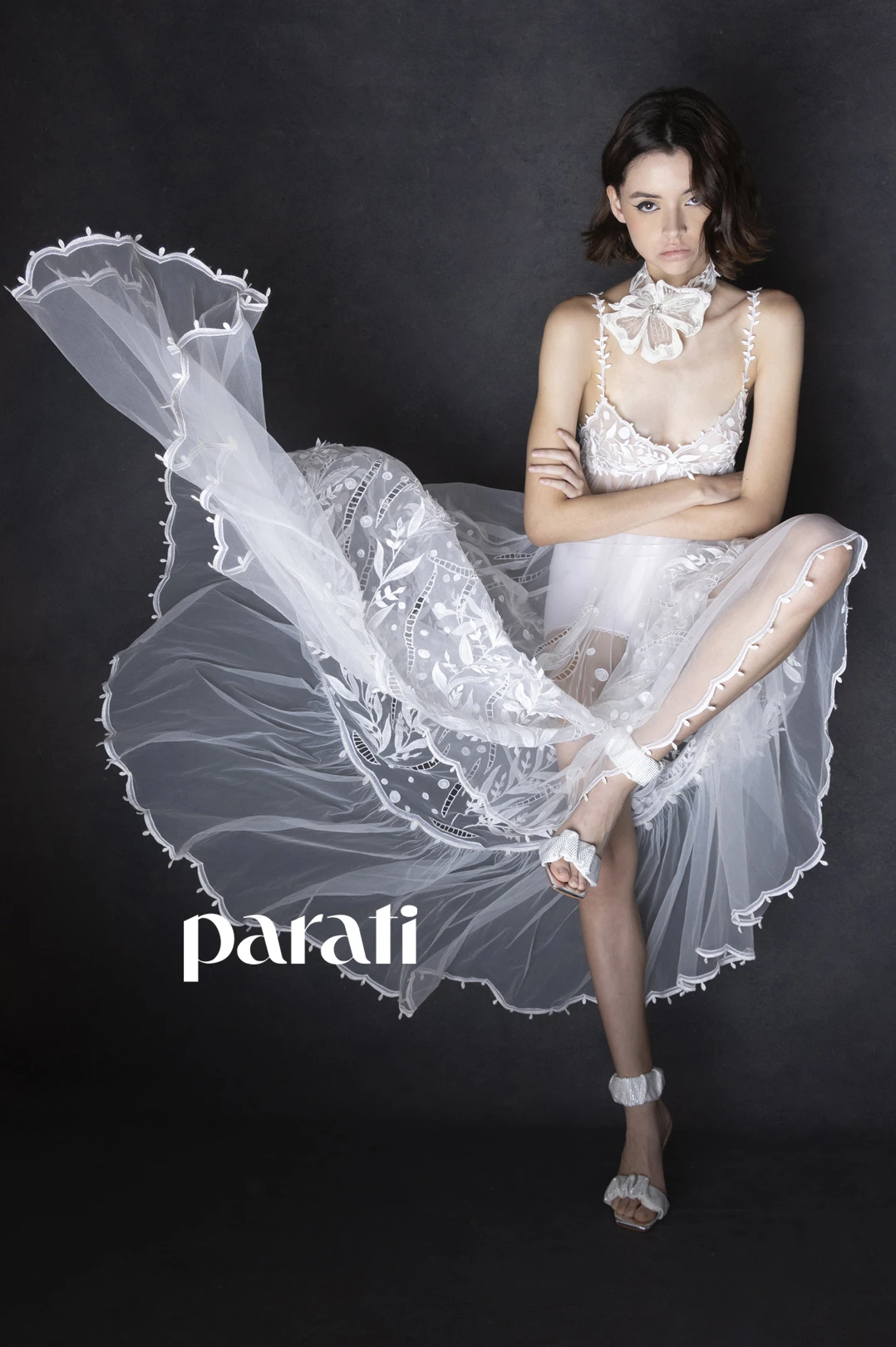 Solero corte imperio de tul bordado @jasaiach y sandalias con pulsera @lachicadelosstilettos