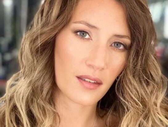 Mica Viciconte se suma a la tendencia del estampado de vaca: cómo llevarlo