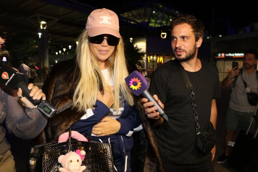 Las fotos de Wanda Nara en Ezeiza, rumbo a Turquía