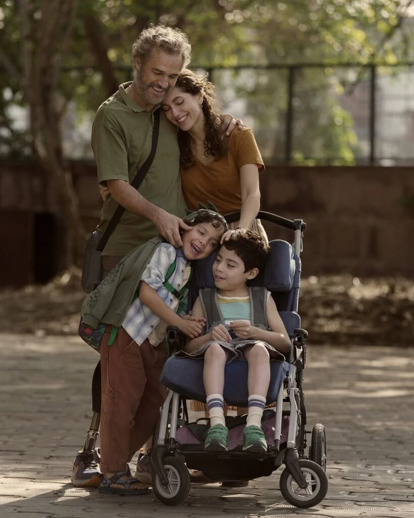 Julián Tello es Lucca en "Los dos hemisferios de Lucca". Fotos: IG.