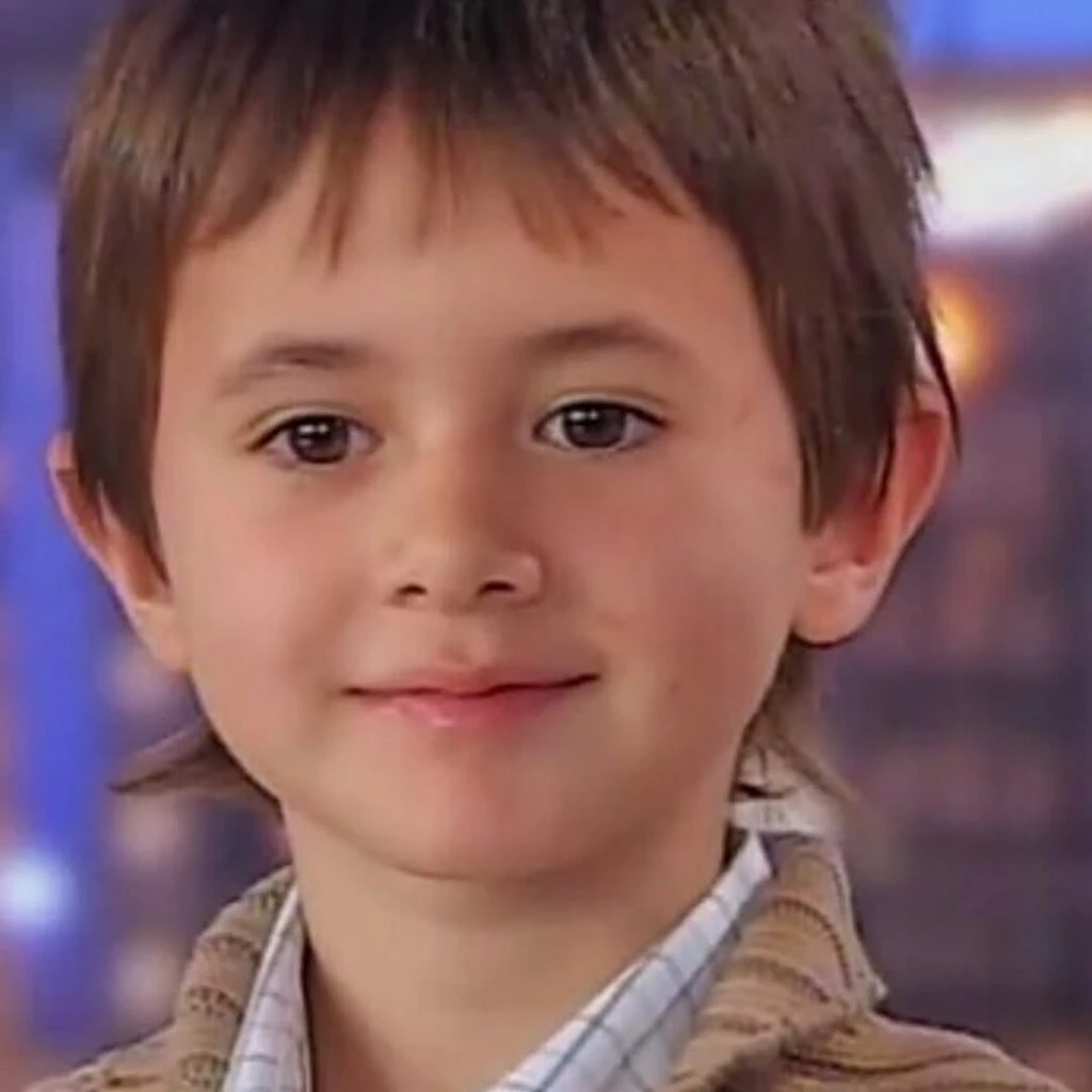 Guillermina Valdes y el saludo para su hijo Dante Ortega