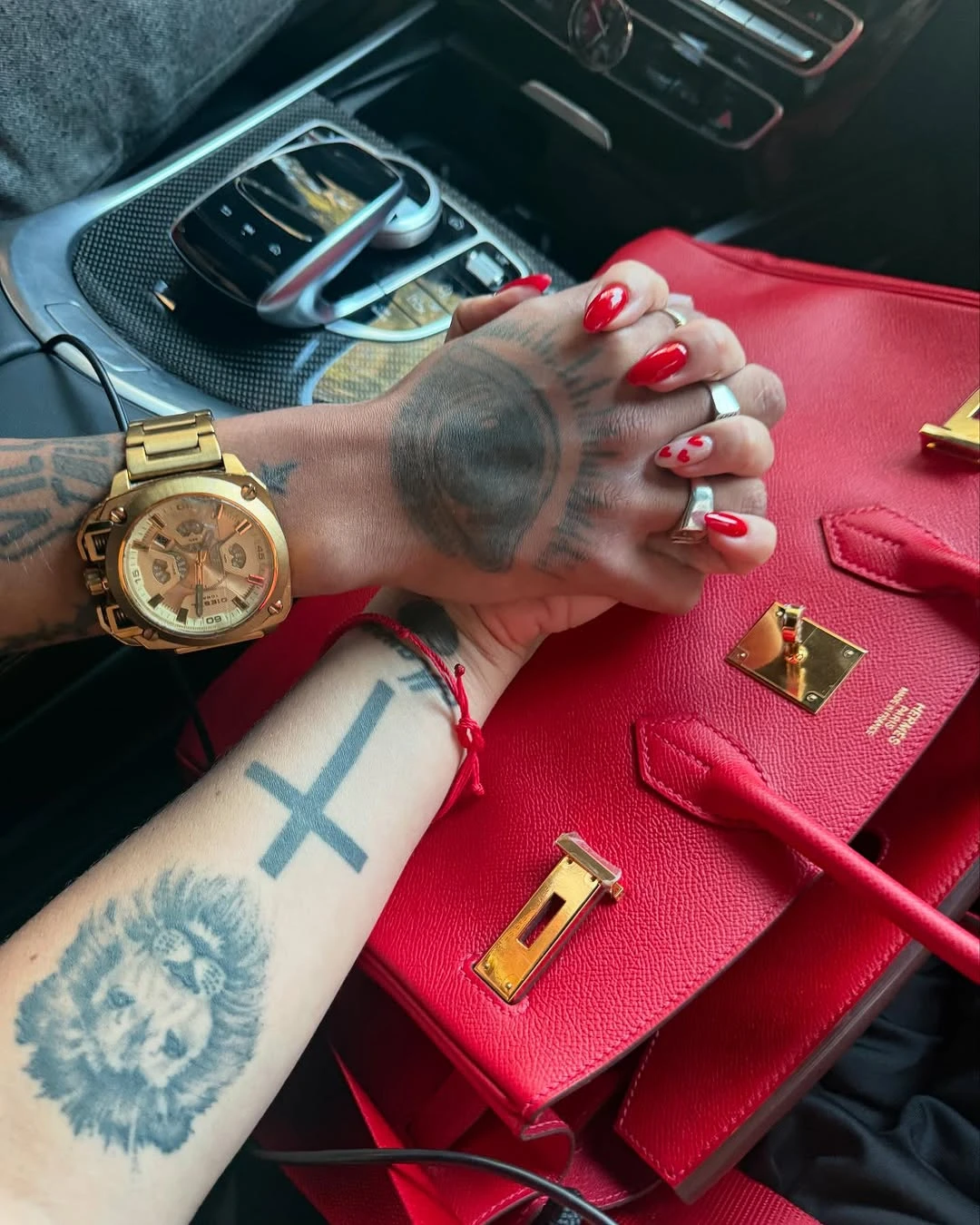 Wanda Nara y L-gante cada vez más unidos. Fotos: IG.