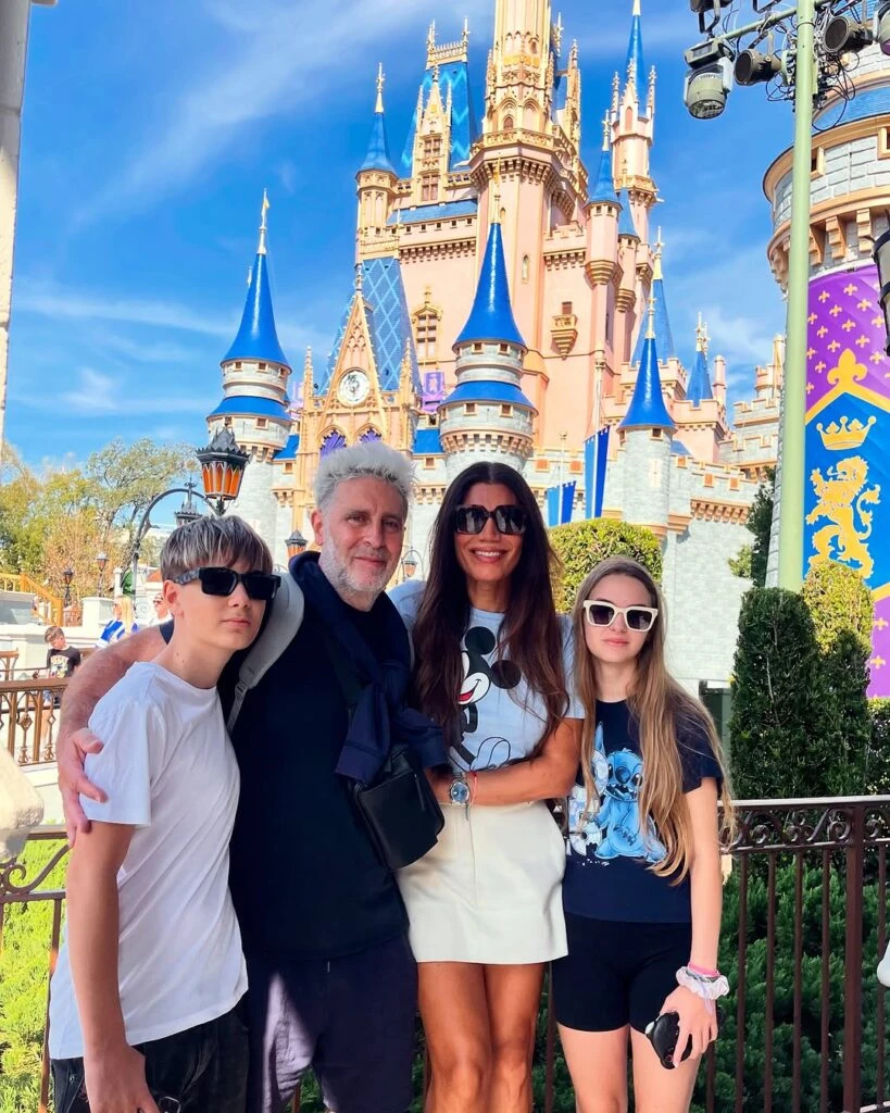 Flor de la V visitó Disney con su familia antes de volver a la teve