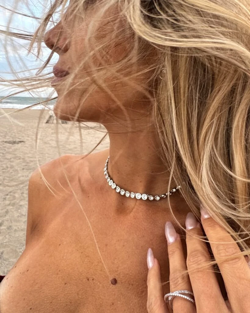 El glamoroso look de Cande Ruggeri para el casamiento de su hermana Federica