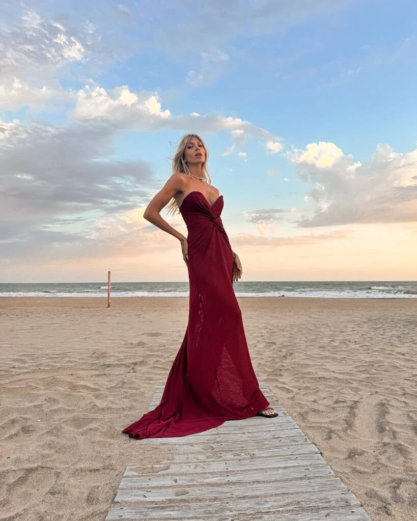 El glamoroso look de Cande Ruggeri para el casamiento de su hermana Federica