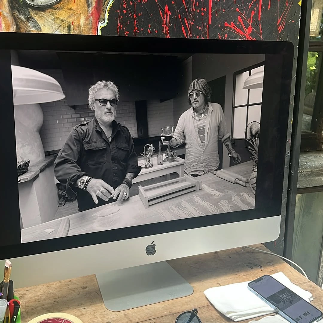 Depp realizó una grabación en el estudio del Corcho Rodríguez. Fotos: IG.