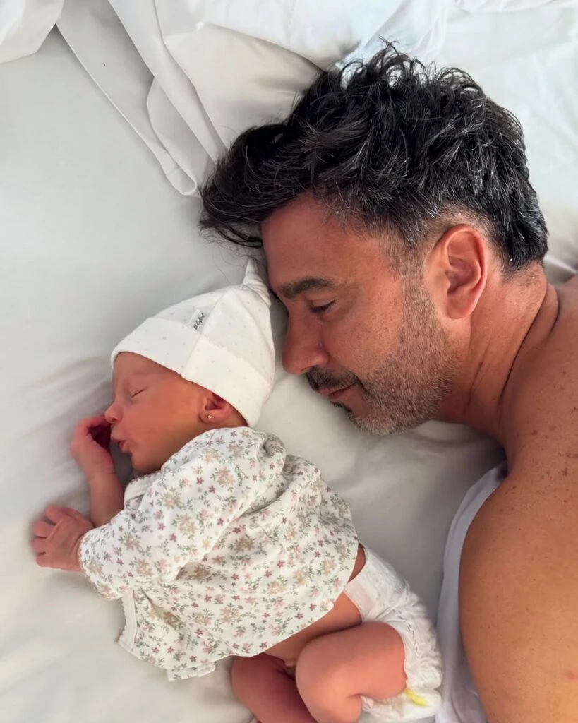 Las fotos de Amanda, la hija de Fede Hoppe y Maca Rinaldi, a un mes de su nacimiento. Foto: IG