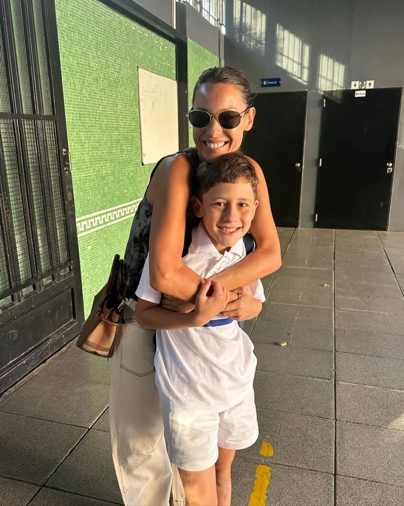 Las fotos del primer día de clases de Benicio Vicuña. Foto: IG.