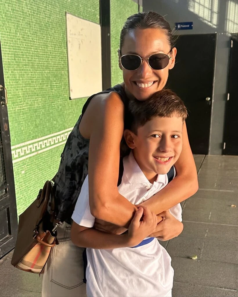 Las fotos del primer día de clases de Benicio Vicuña. Foto: IG.