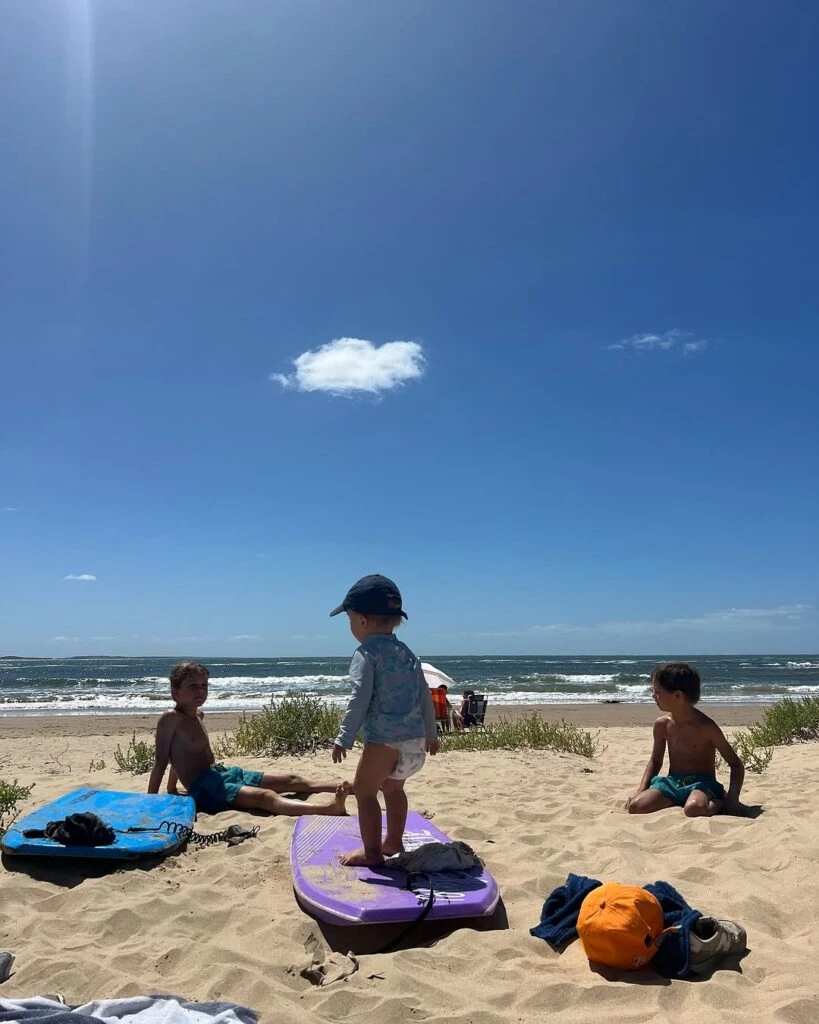 Las fotos de las vacaciones de la trilliza María Emilia junto a su hija Sonia Zavaleta. Foto: IG.