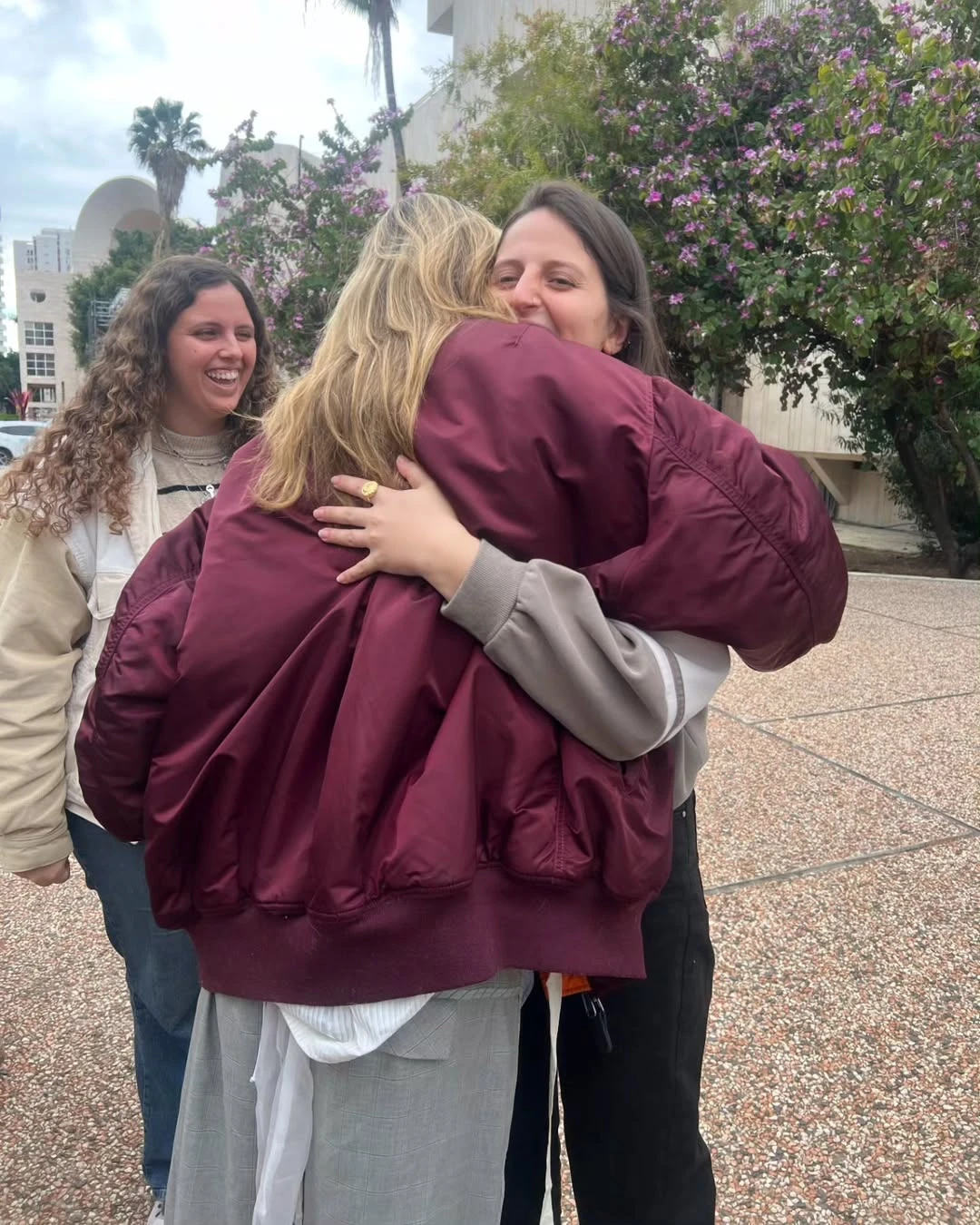 Emilia junto a algunas seguidoras. Fotos: IG.