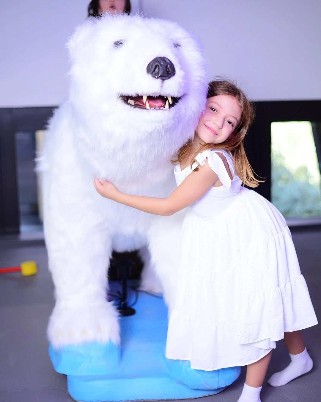 Emma celebró su cumple en un patio de juegos de un shopping. Fotos: IG.