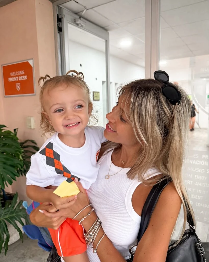 Las fotos del primer día de jardín de Vita. Foto: IG.