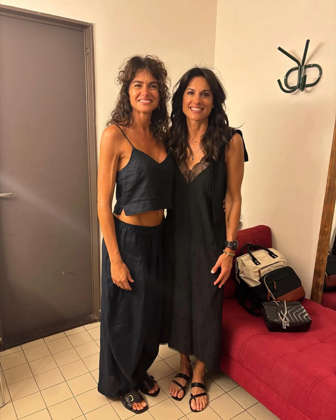 Flor Raggi reveló su encuentro con Gabriela Sabatini. Fotos: IG.