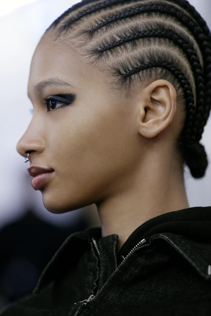 Ojos punk, la propuesta de Chanel en la Semana de la Moda de París