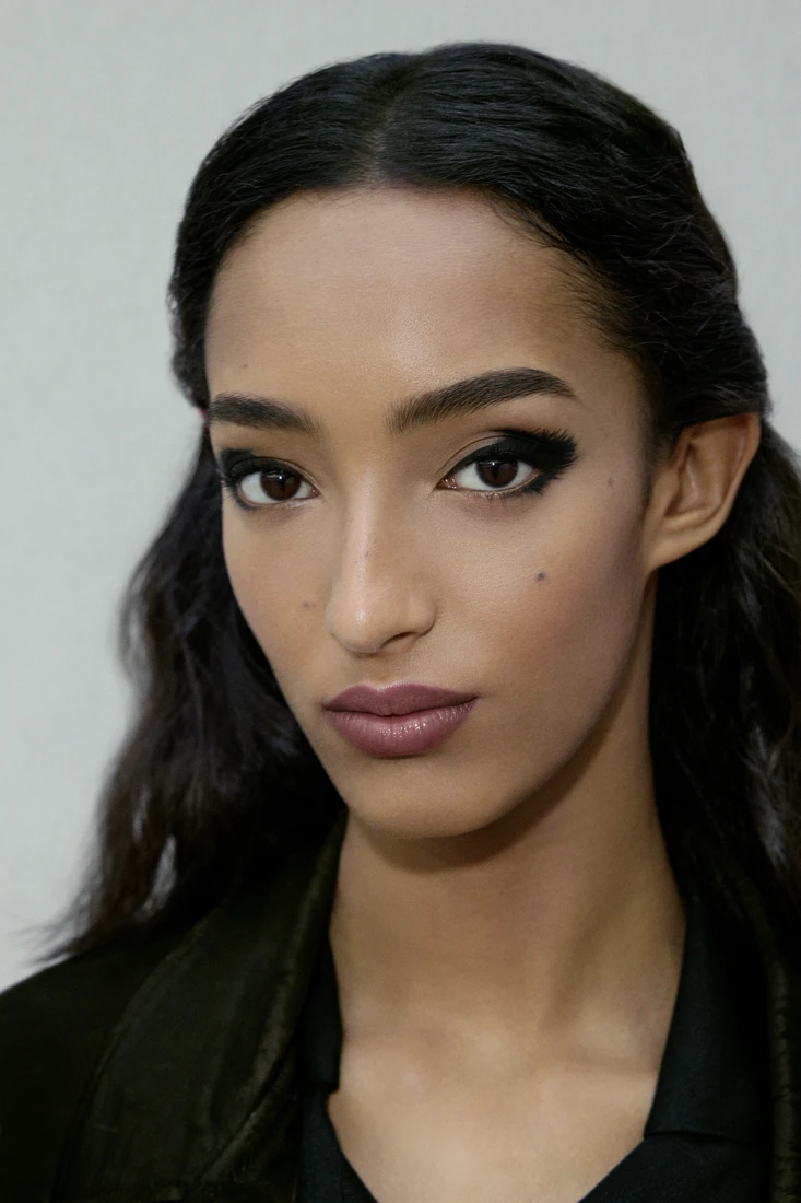 Ojos punk, la propuesta de Chanel en la Semana de la Moda de París