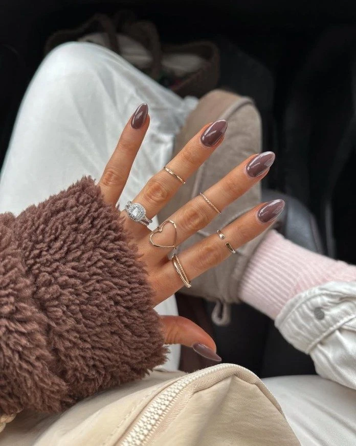 7 estilos en uñas elegantes y trendy para recibir el otoño red nails
