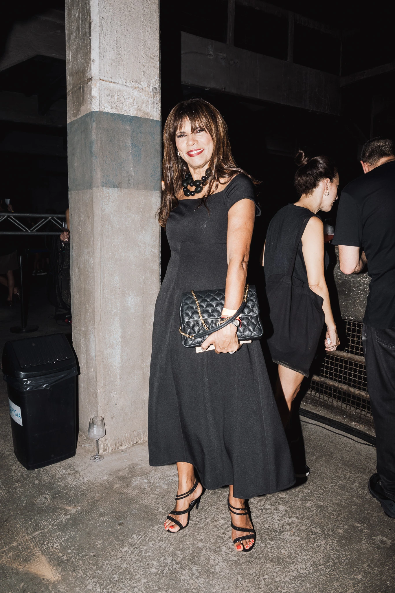 Anamá Ferreira en Revolver