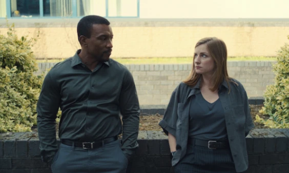 "Adolescencia" y el (peligroso) lenguaje de las redes sociales: incels, la regla del 80/20 y la manósfera