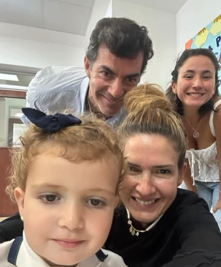 Las fotos del primer día de clases de Belita y Julia Urtubey. Foto: IG.