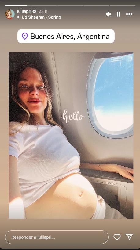 La trilliza María Eugenia y Laura Laprida, que vino a la Argentina.