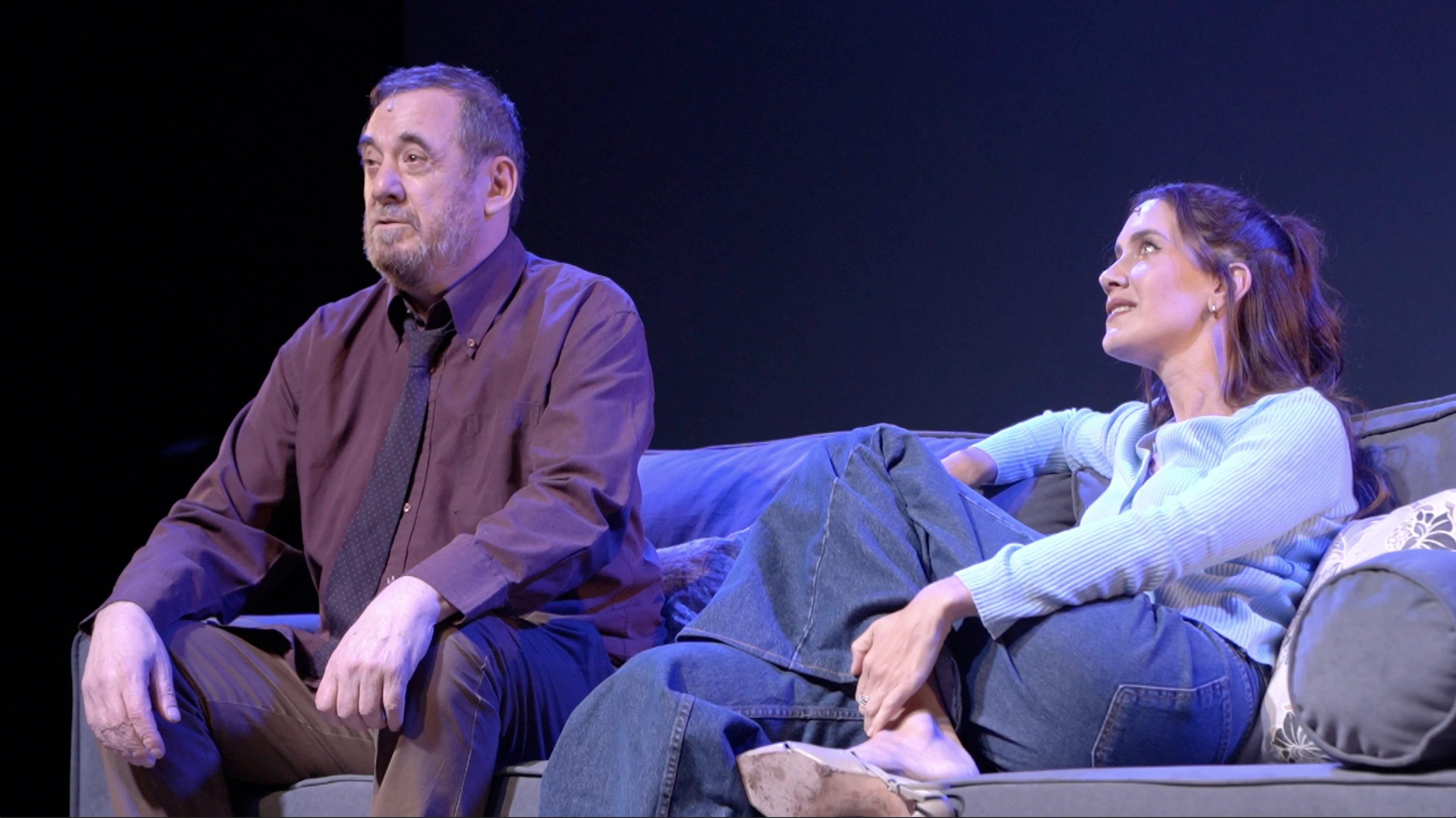 Juliana Awada fue a ver la obra que protagoniza su hermano, Alejandro Awada junto a Clara Alonso