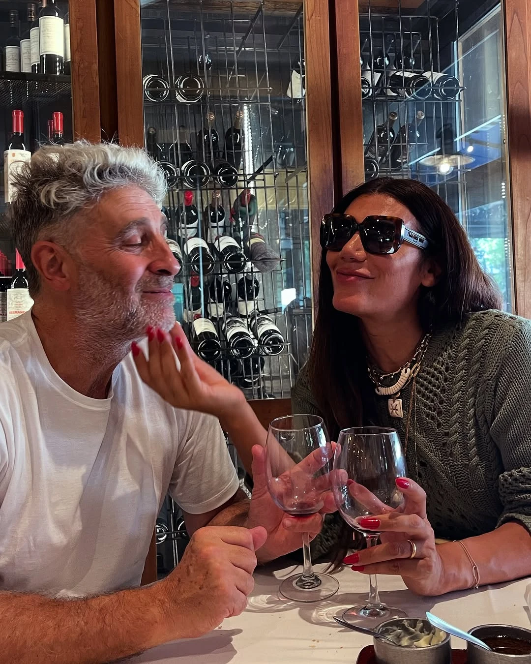 El look de Flor de la V para pasear, ideal para media estación