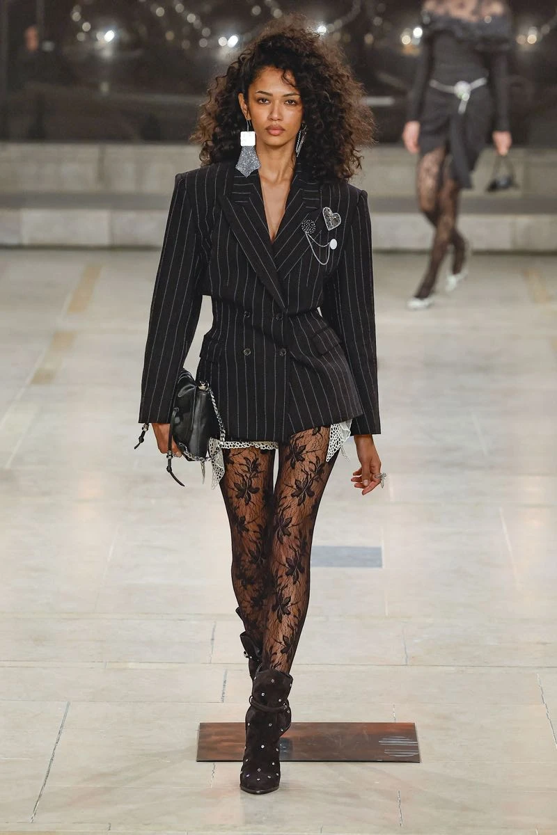 Isabel Marant, colección otoño/ invierno 2025 en París Fashion Week