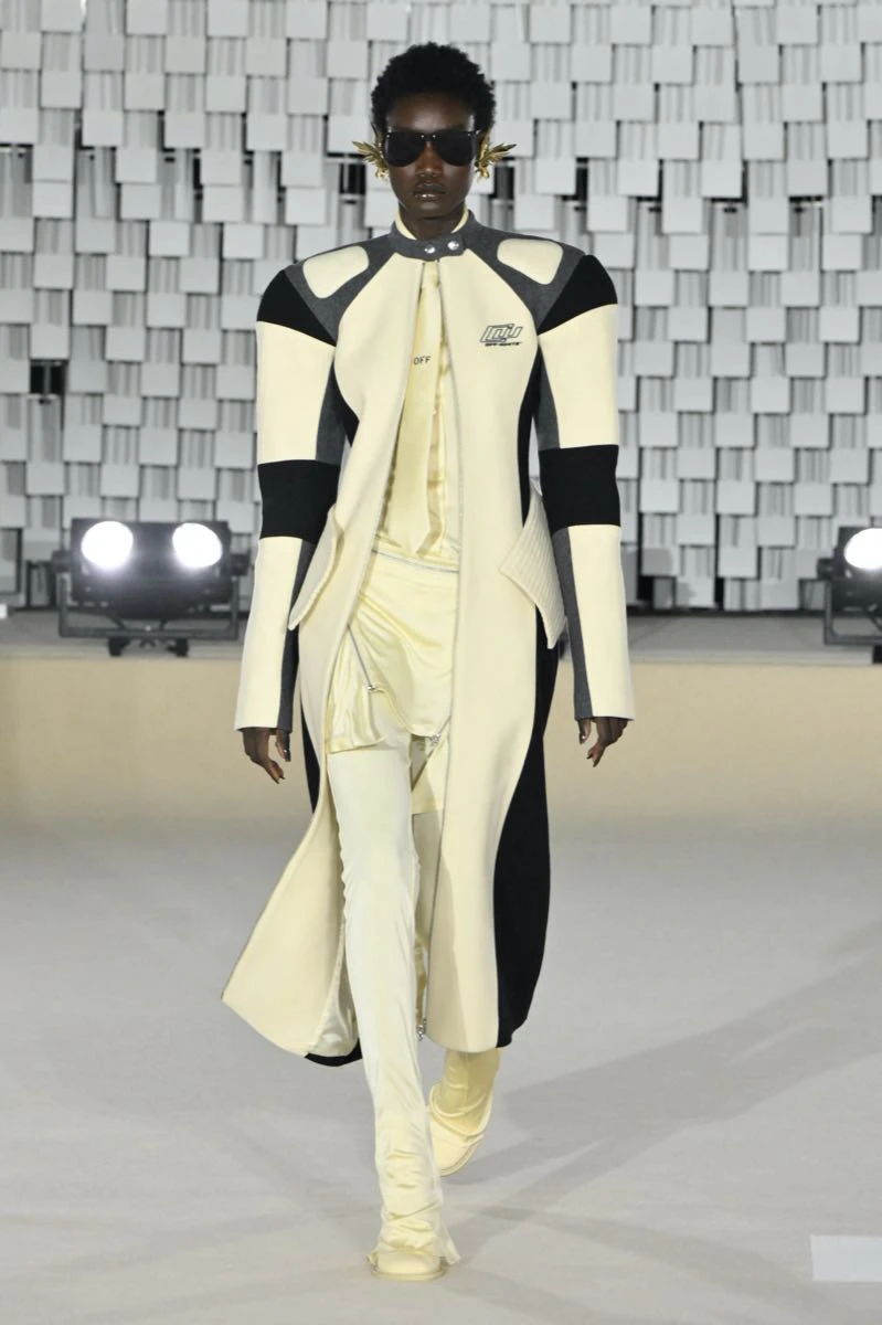 Desfile Off White otoño invierno 2025