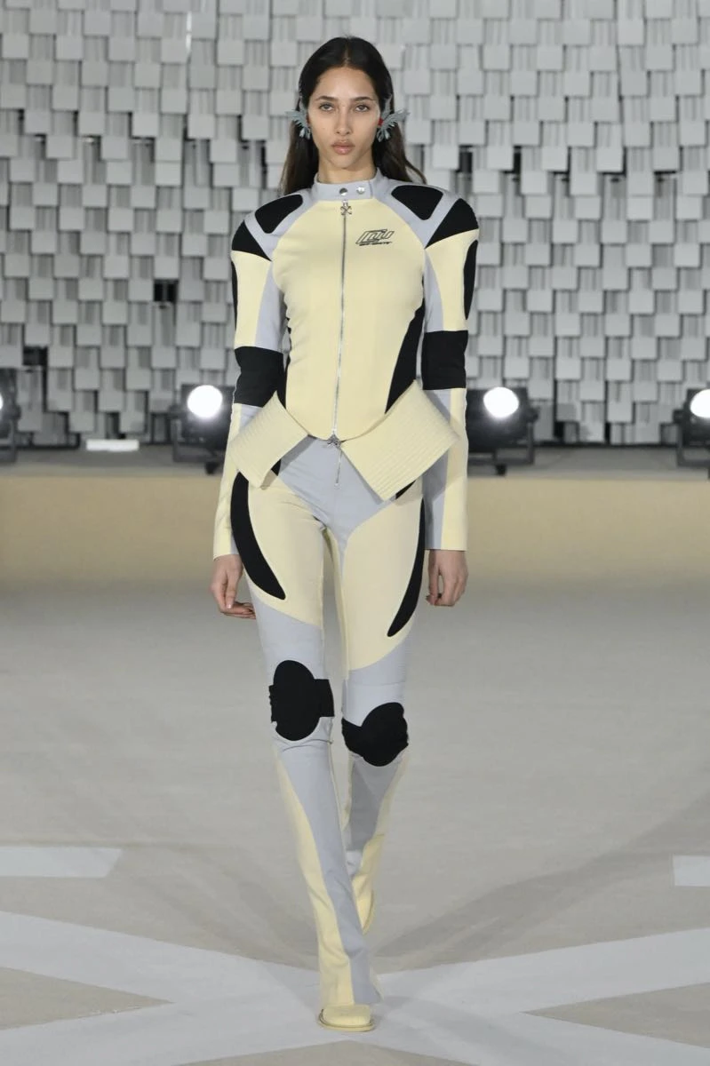 Desfile Off White otoño invierno 2025