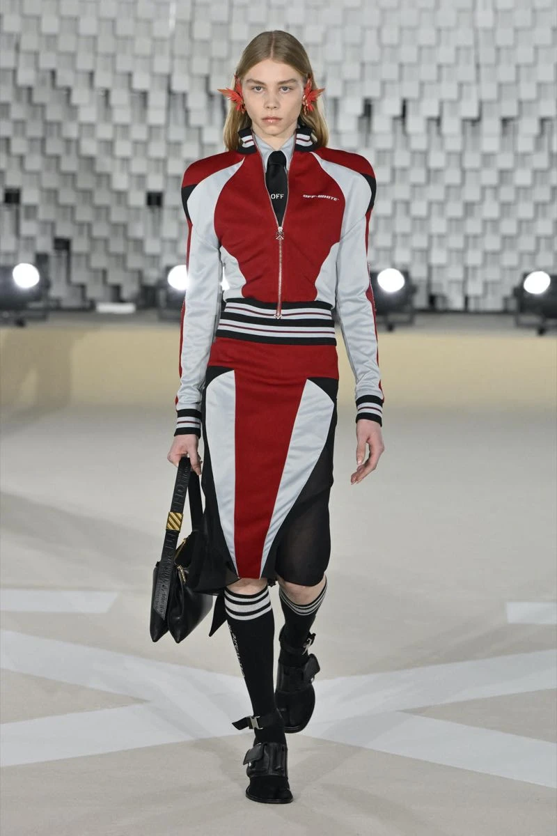 Desfile Off White otoño invierno 2025