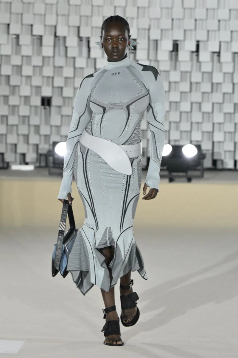 Desfile Off White otoño invierno 2025