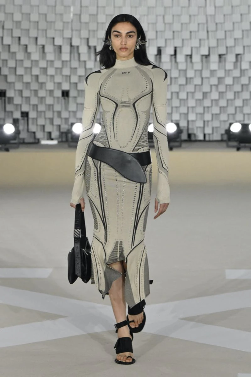 Desfile Off White otoño invierno 2025
