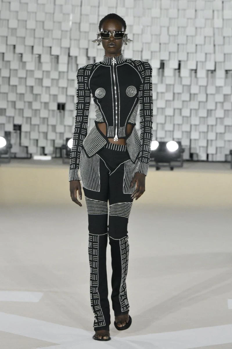 Desfile Off White otoño invierno 2025