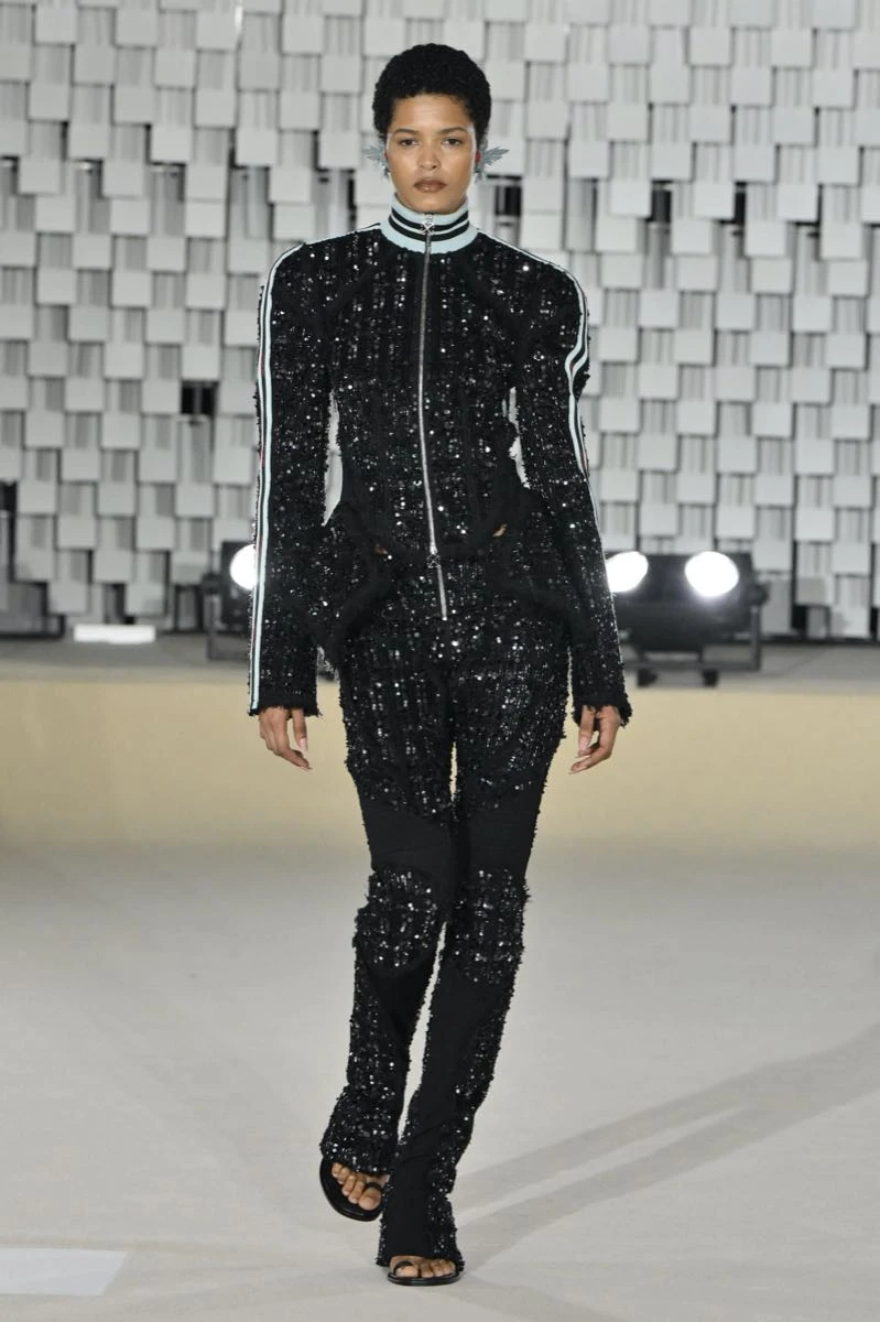 Desfile Off White otoño invierno 2025